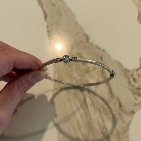 Lot of 5 Bracelets in Black and Silver tones - Picture 4 of 7